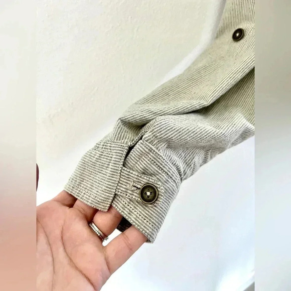 Coldwater Creek Shaped  Zip-Up Lightweight Striped Cotton Blend Roll Tab Jacket - Picture 8 of 11